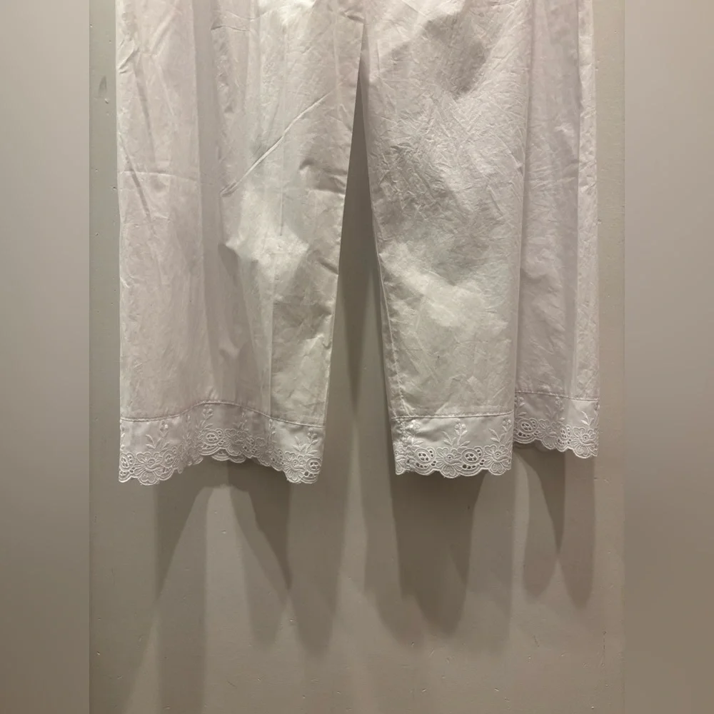 Laneway the Label White Lace Trim Pants - Picture 2 of 4